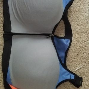 Grey vicktora secret bra